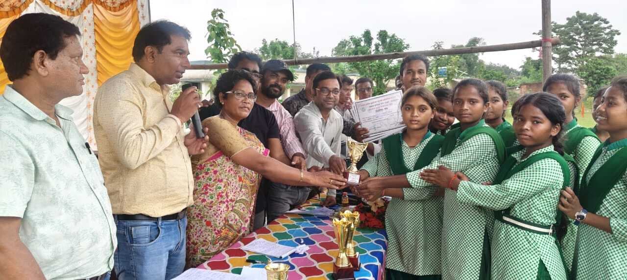 अड़की में सुब्रतो मुखर्जी कप प्रतियोगिता का आयोजन