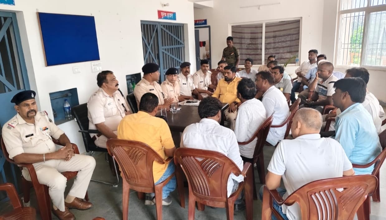 अफवाहों पर न दें ध्यान, शांति से मनाएं मुहर्रम