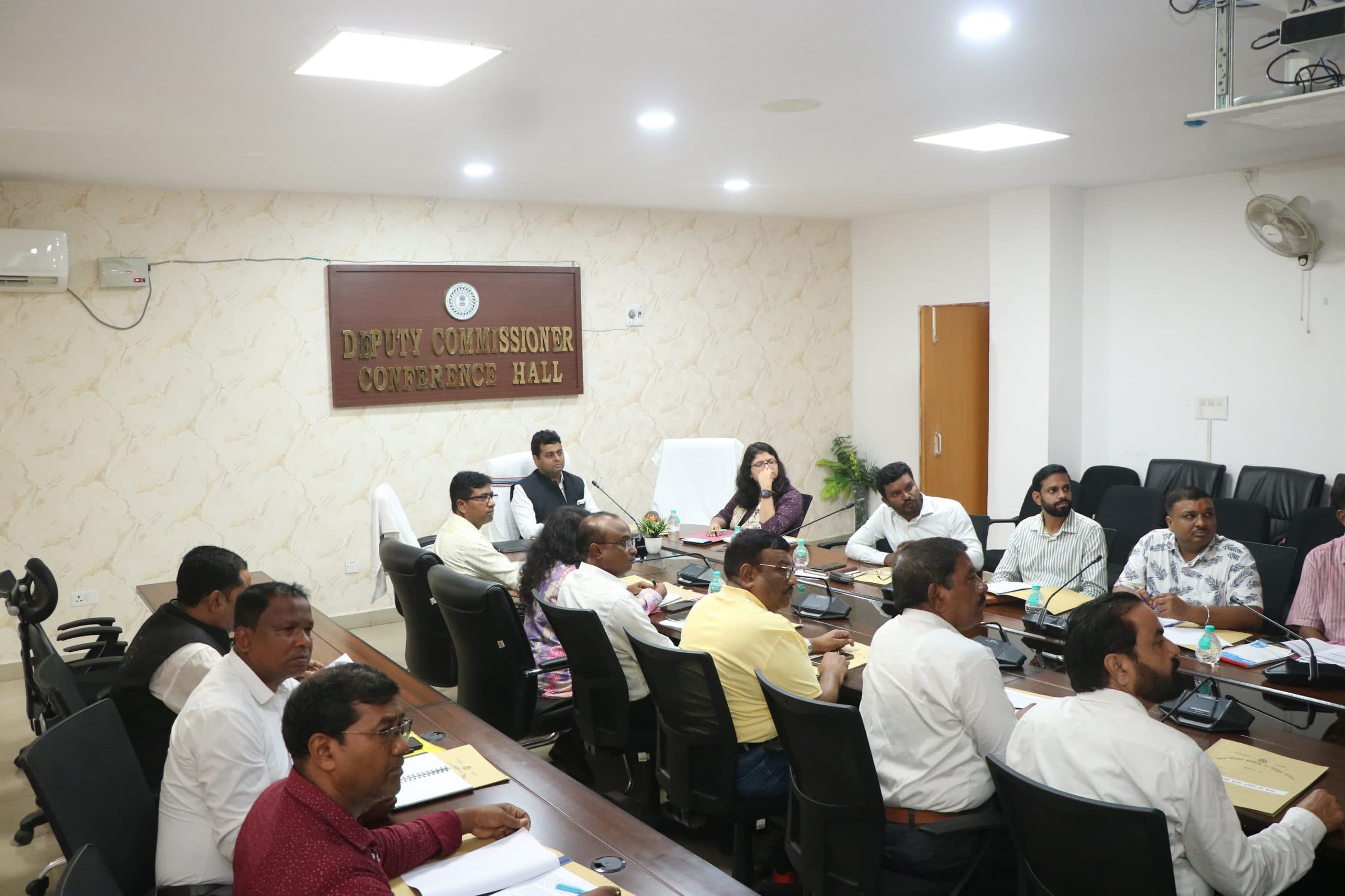 Chaibasa News : हेलमेट नहीं पहना तो वाहन जब्त, वीडियो काउंसलिंग होगी अनिवार्य