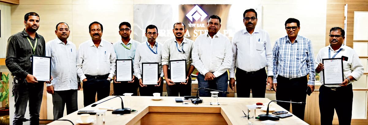 Rourkela News: आरएसपी के एआइ व यू प्रतियोगिता के विजेताओं को मिला पुरस्कार और योग्यता प्रमाण पत्र