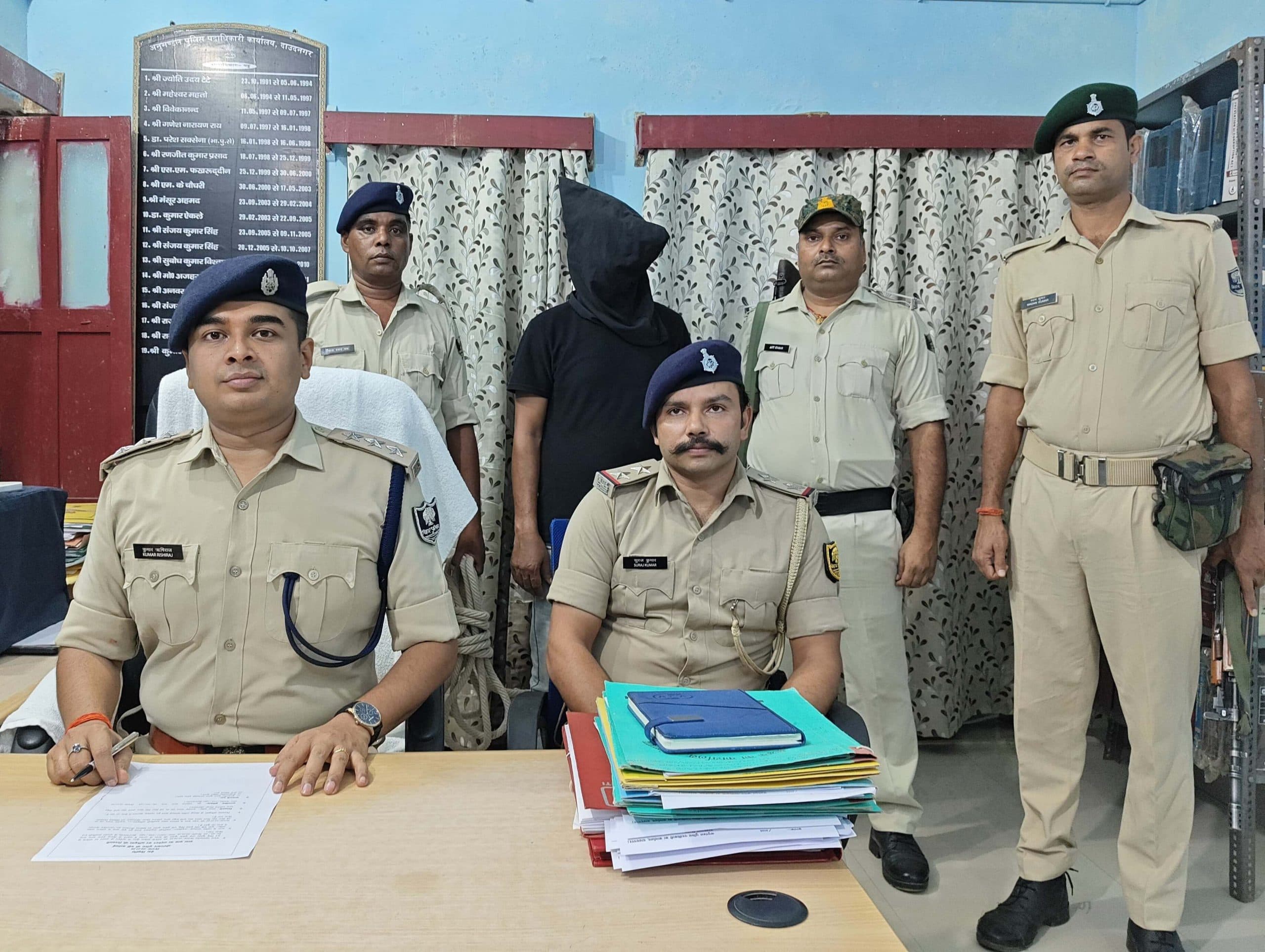 मुकेश हत्याकांड : प्रेमी के साथ मिलकर करायी थी पति की हत्या