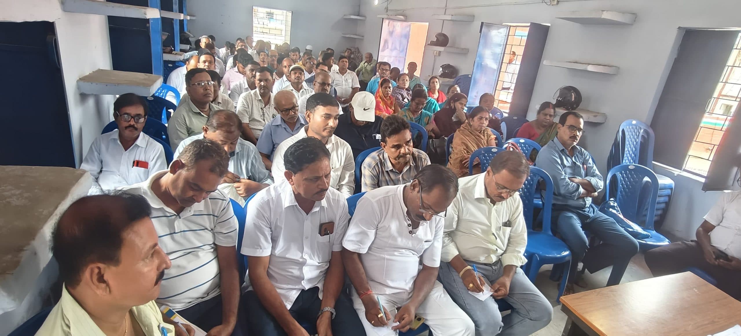 Motihari: बीइओ ने की प्रधानाध्यापकों के साथ की बैठक