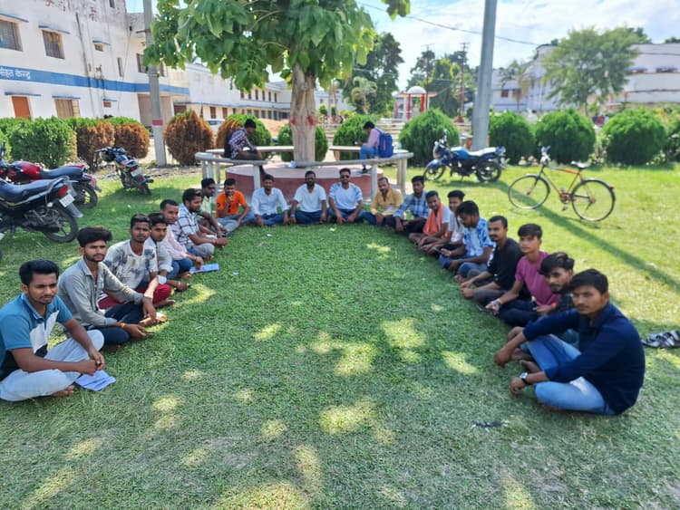 एनएसयूआइ की बैठक में छात्रों के अधिकार व रोजगार के सवाल पर बनी रणनीति