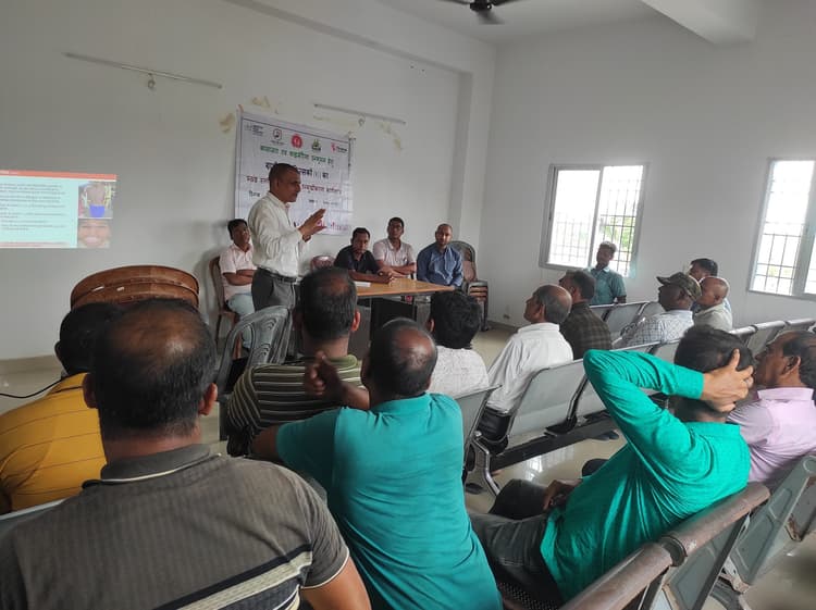 ग्रामीण चिकित्सकों को कालाजार व फाइलेरिया उन्मूलन को लेकर मिला प्रशिक्षण