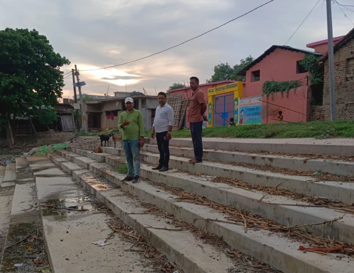 पंसस ने प्रमुख व उनके पति पर लगाया योजनाओं में धांधली का आरोप