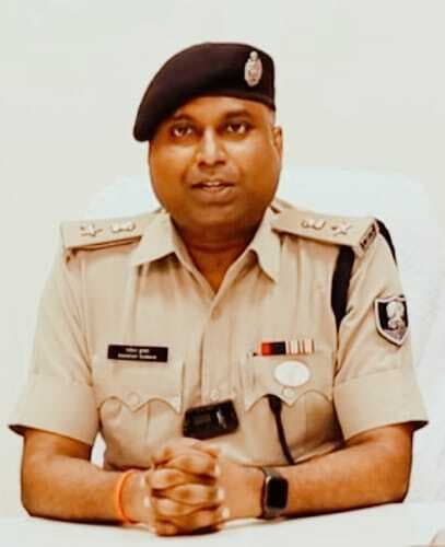 पुलिस आंतरिक सुरक्षा सेवा पदक से सम्मानित हुये एसपी