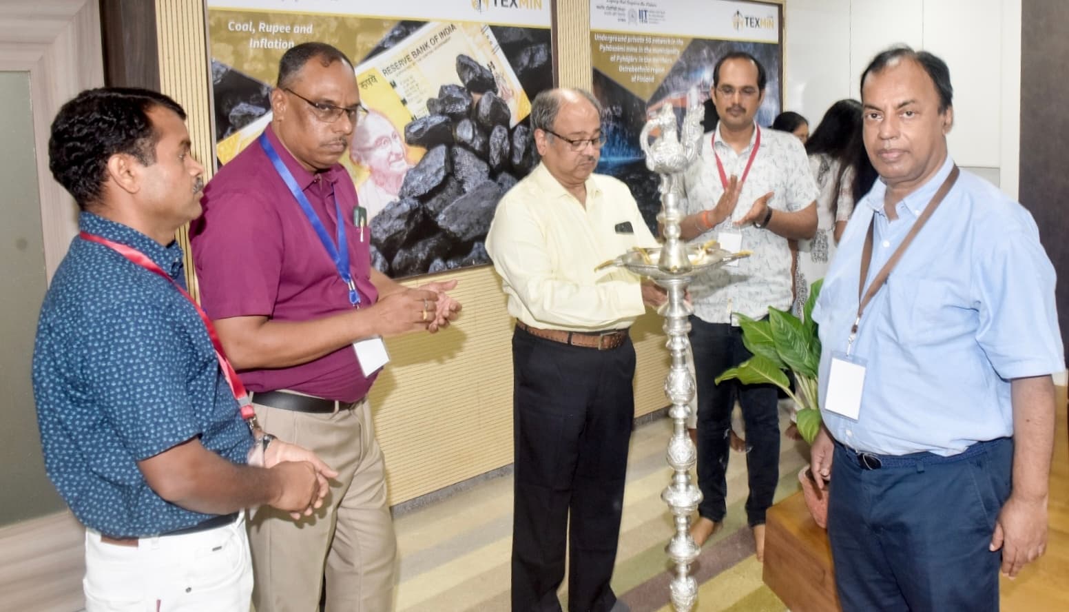 Dhanbad News : आइआइटी में डिजिटल तकनीक और विकसित भारत 2047 पर अंतरराष्ट्रीय सम्मेलन आज से