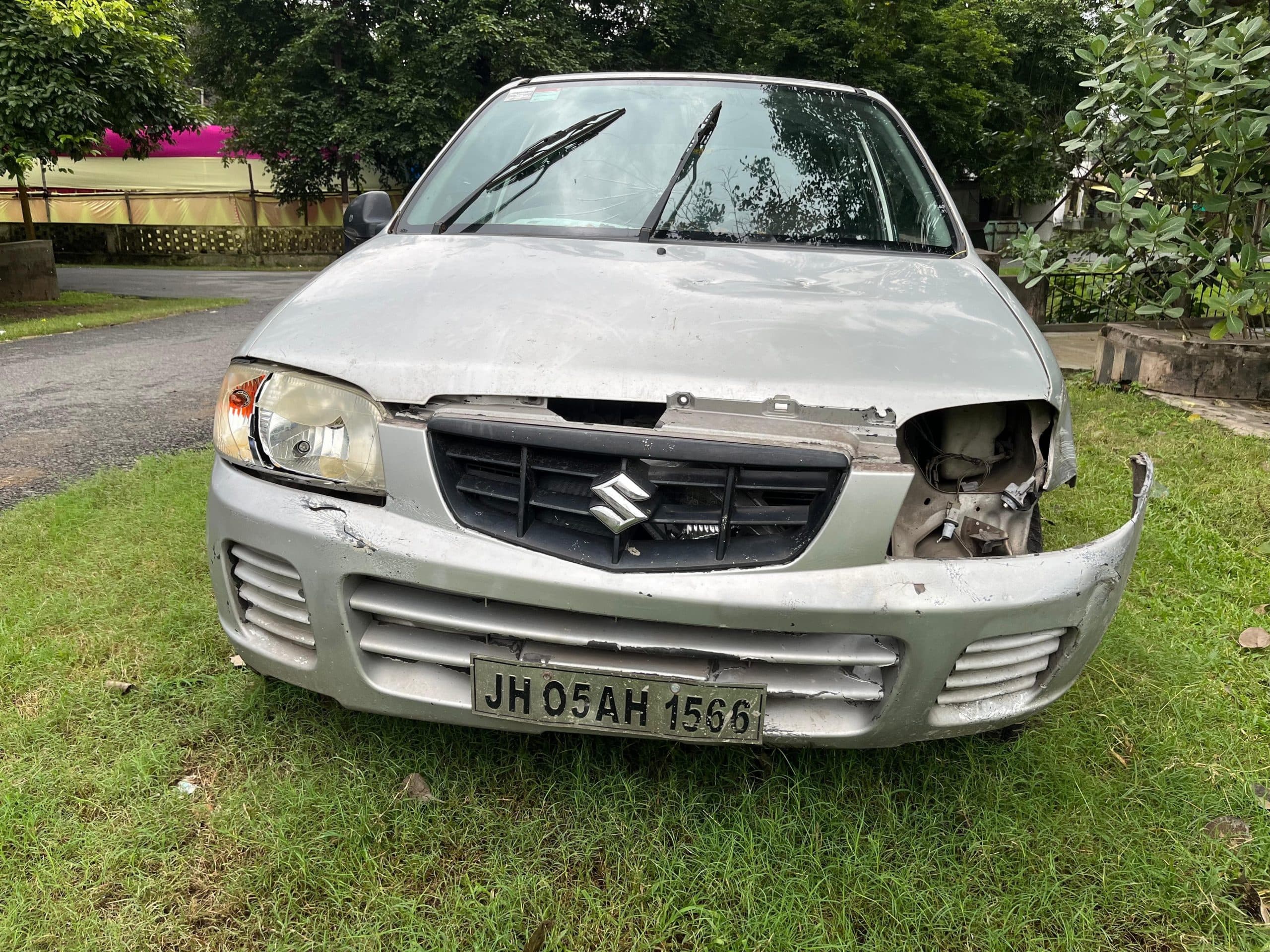 Jamshedpur News : टेल्को : कार में तोड़फोड़, महिला के साथ भी युवक ने की मारपीट