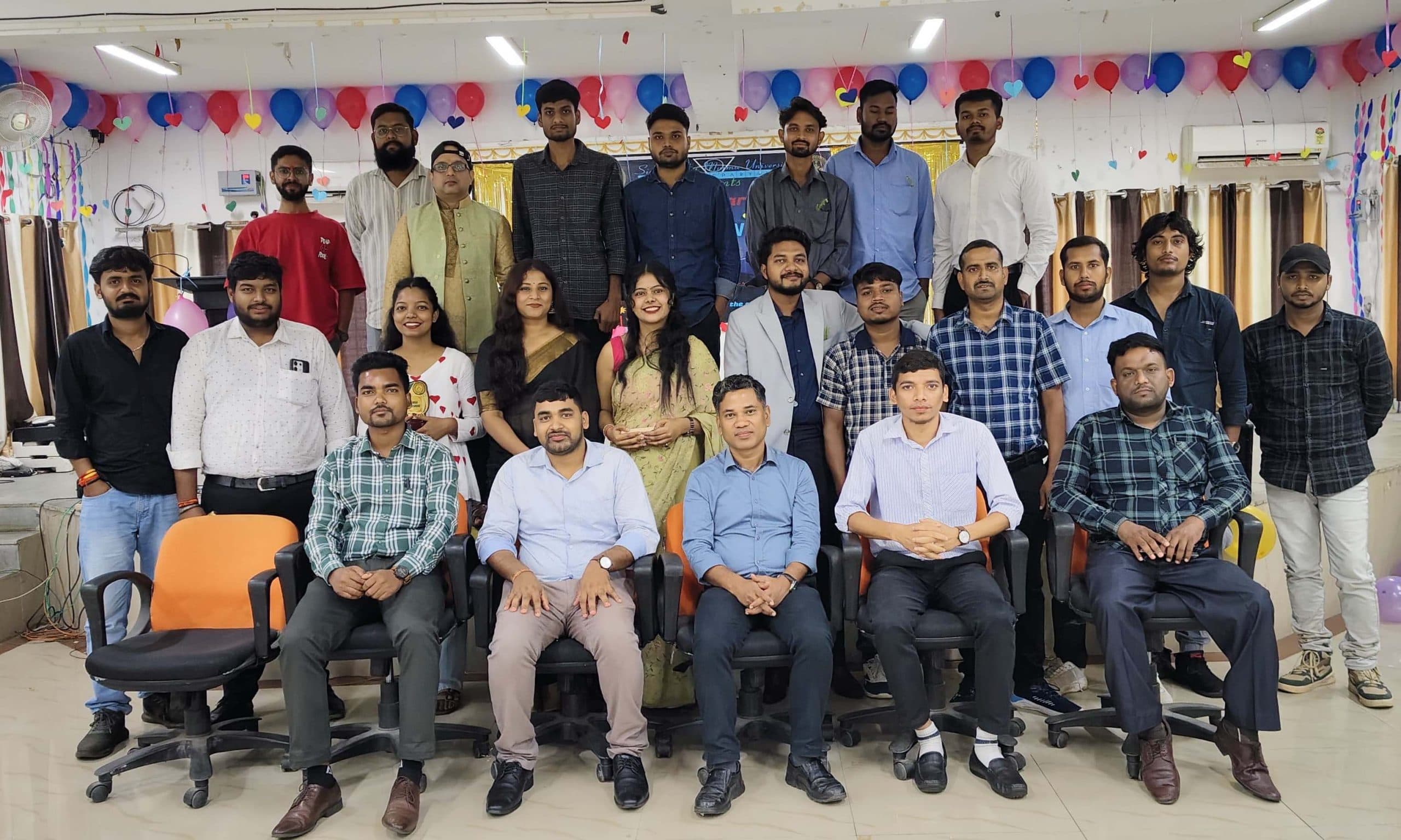 जोशी टुडू मिस फ्रेशर और अतुल गुप्ता मिस्टर फ्रेशर चुने गये