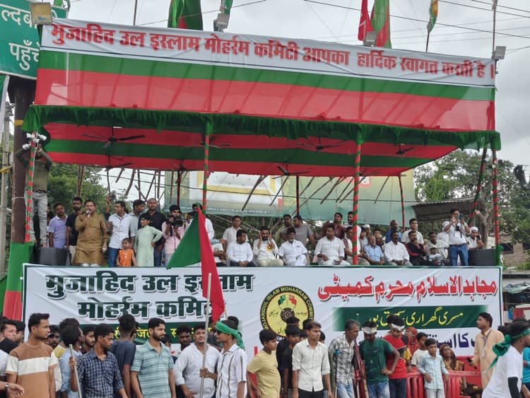 Samastipur News:मुसरीघरारी में 22 अखाड़ों ने लिया ''खाली चौकी'' में हिस्सा