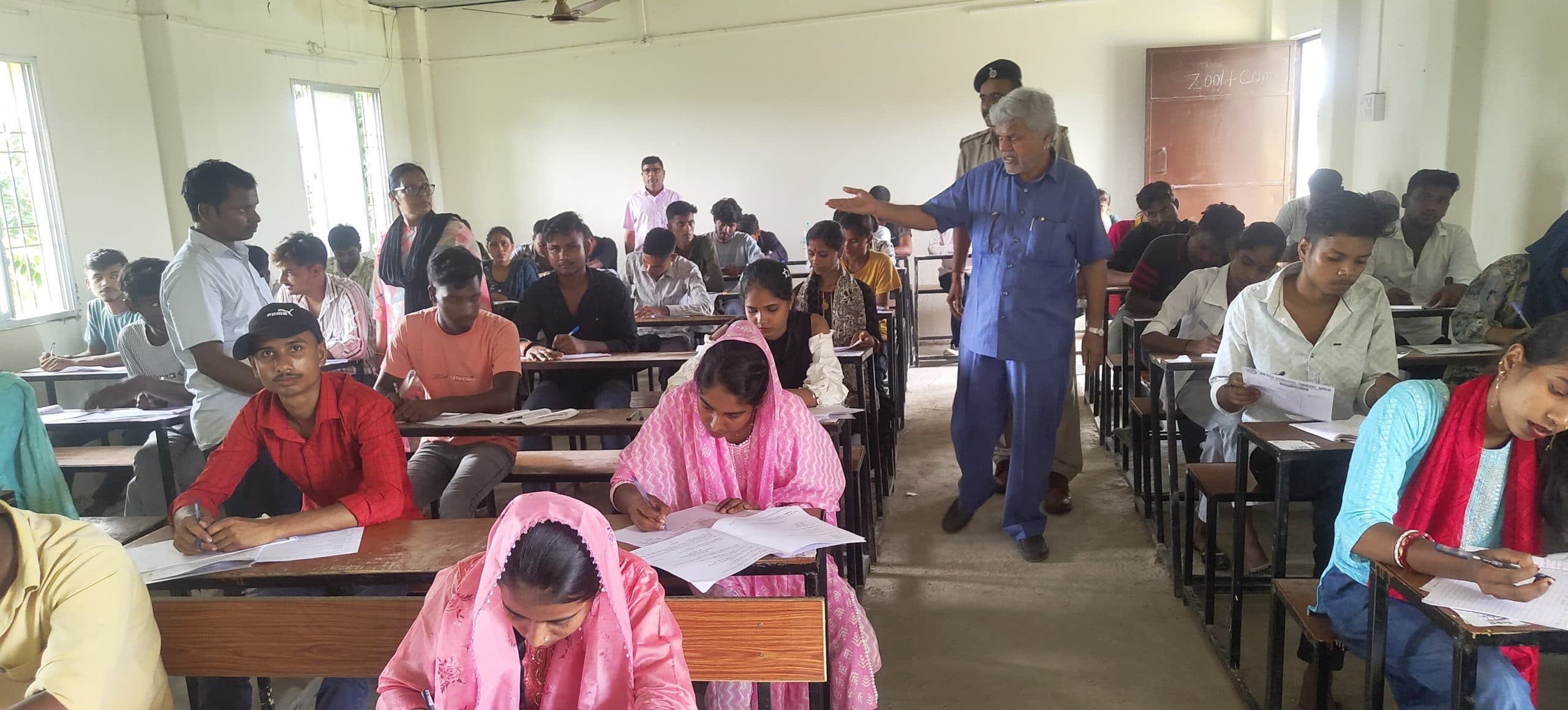 रामलाल महाविद्यालय का कुलपति ने किया निरीक्षण