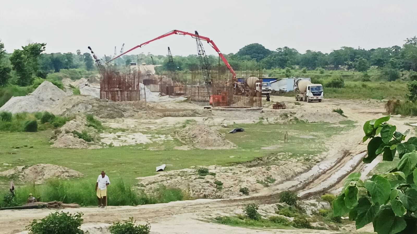 Samastipur News:एक्सप्रेस वे के निर्माण की गति धीमी, 14.780 किमी में महज 2.5 किमी पूरा