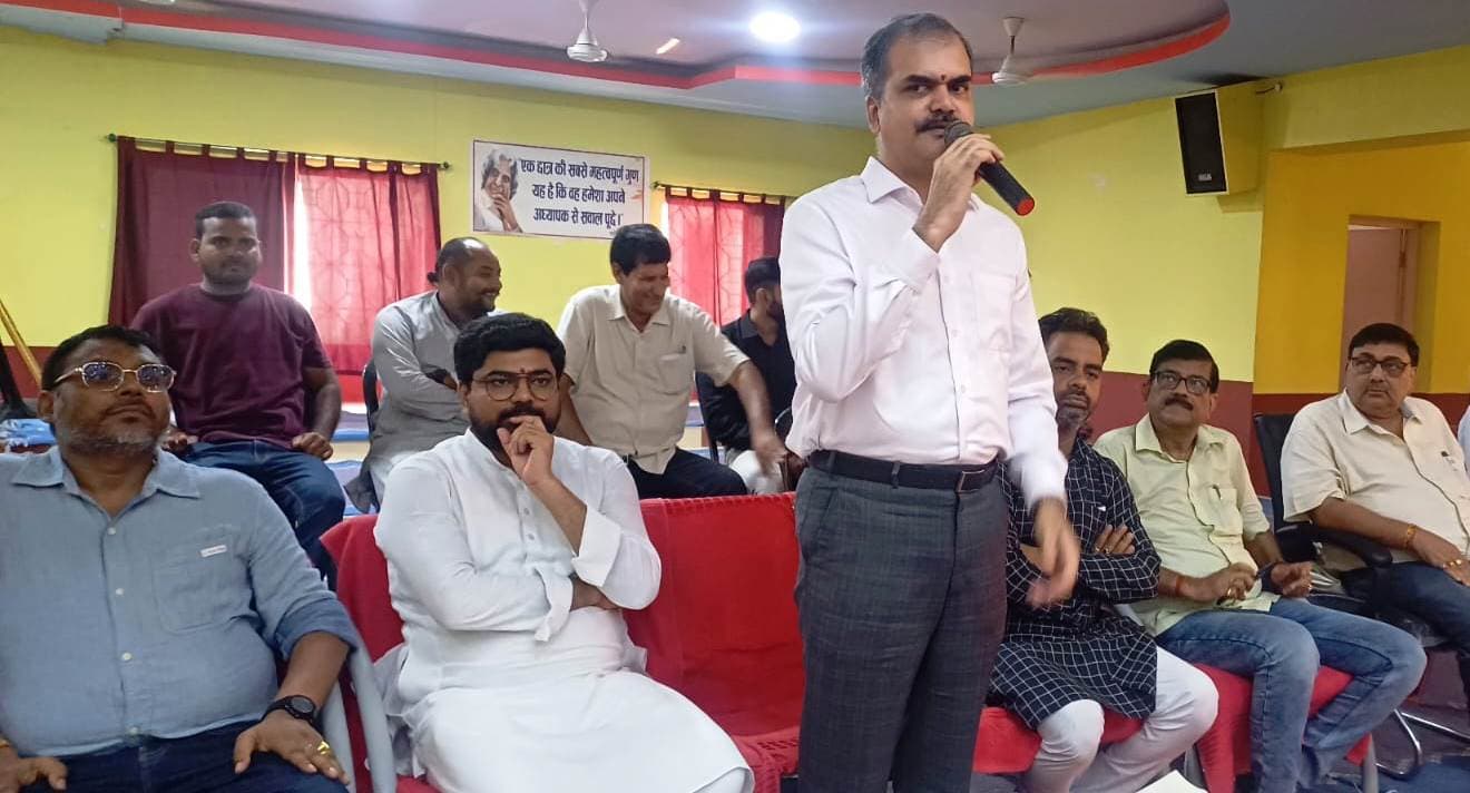 शिक्षा, समता व उद्यमिता के माध्यम से ही बिहार को आगे ले जा सकते हैं : विकास वैभव