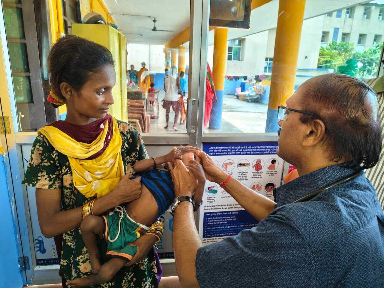 कुपोषित बच्चों को स्वास्थ्य जांच व उपचार कराने में पोषण पुनर्वास केंद्र राज्य में चौथे स्थान पर