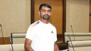 Political news :  कल नवाडीह में विधायक जयराम अपने वेतन के पैसे से विद्यार्थियों को देंगे पुरस्कार