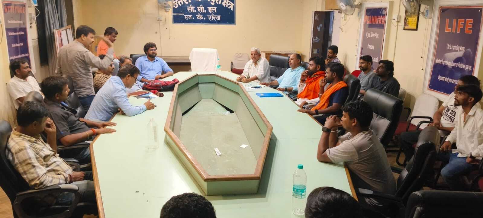 वार्ता के बाद चालकों ने आंदोलन स्थगित किया