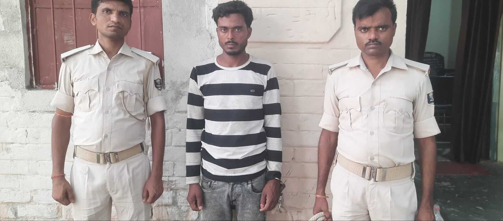 लड़की के दुपट्टे से ही की गयी थी युवक की हत्या