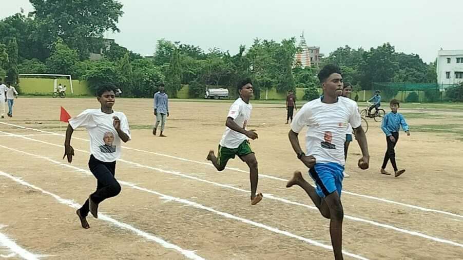 Kaimur News : प्रतियोगिताओं में छात्र-छात्राओं ने दिखाया दम