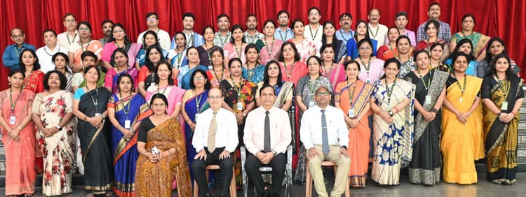 Bokaro News : शिक्षकों ने सीखे किस्सागोई के माध्यम से रोचक अध्यापन के गुर