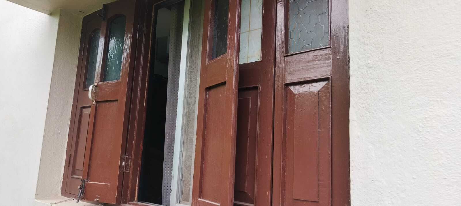 Deoghar News : बेलाबगान मुहल्ले में घर से 15 लाख के जेवरात की चोरी