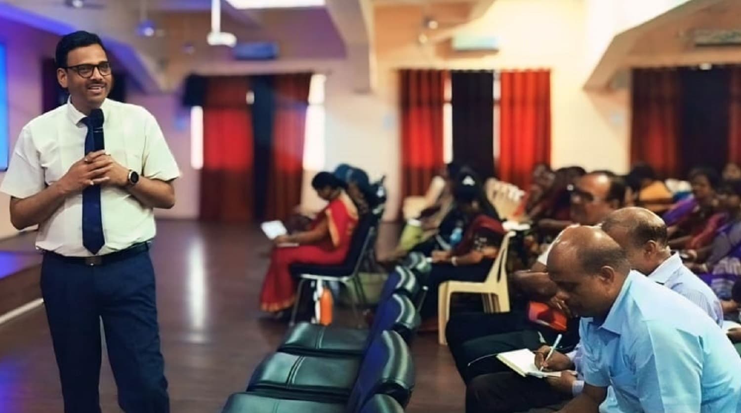 Bokaro News : छात्रों के साथ कुशलतापूर्वक व्यवहार करें शिक्षक : प्राचार्य