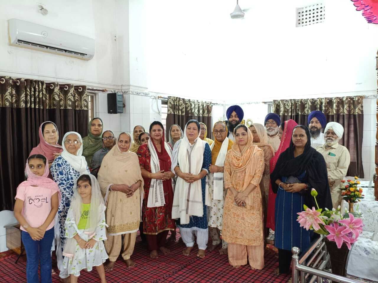 Jamshedpur news. गोलपहाड़ी गुरुद्वारा सिख स्त्री सत्संग सभा की प्रधान बनीं परमजीत कौर