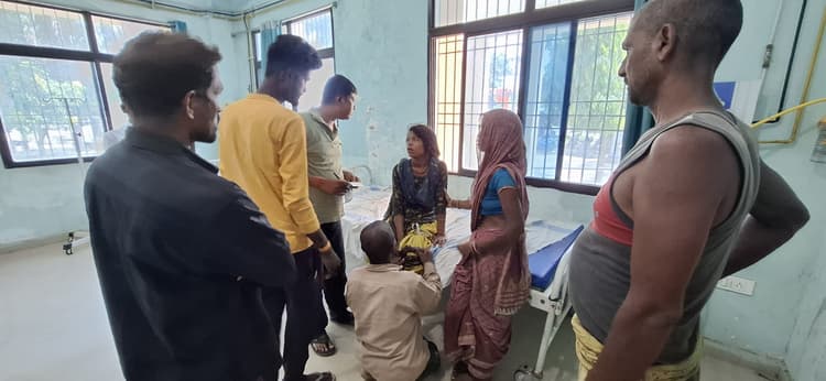 सर्पदंश से युवती जख्मी, चल रहा इलाज