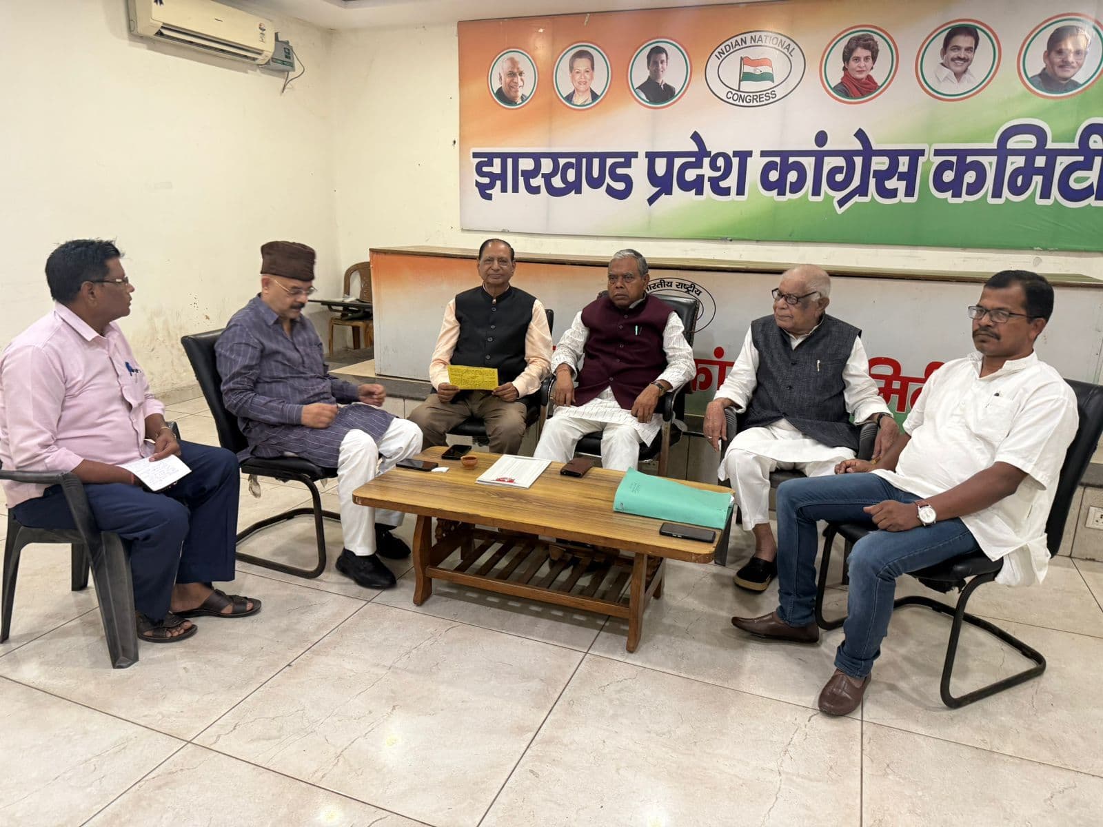 Political news : कांग्रेस नेता राशिद रजा को पत्रकारों से मारपीट मामले में मिली हिदायत