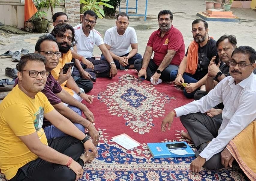 कटोरिया में महासेवा शिविर में समिति की सहभागिता पर चर्चा