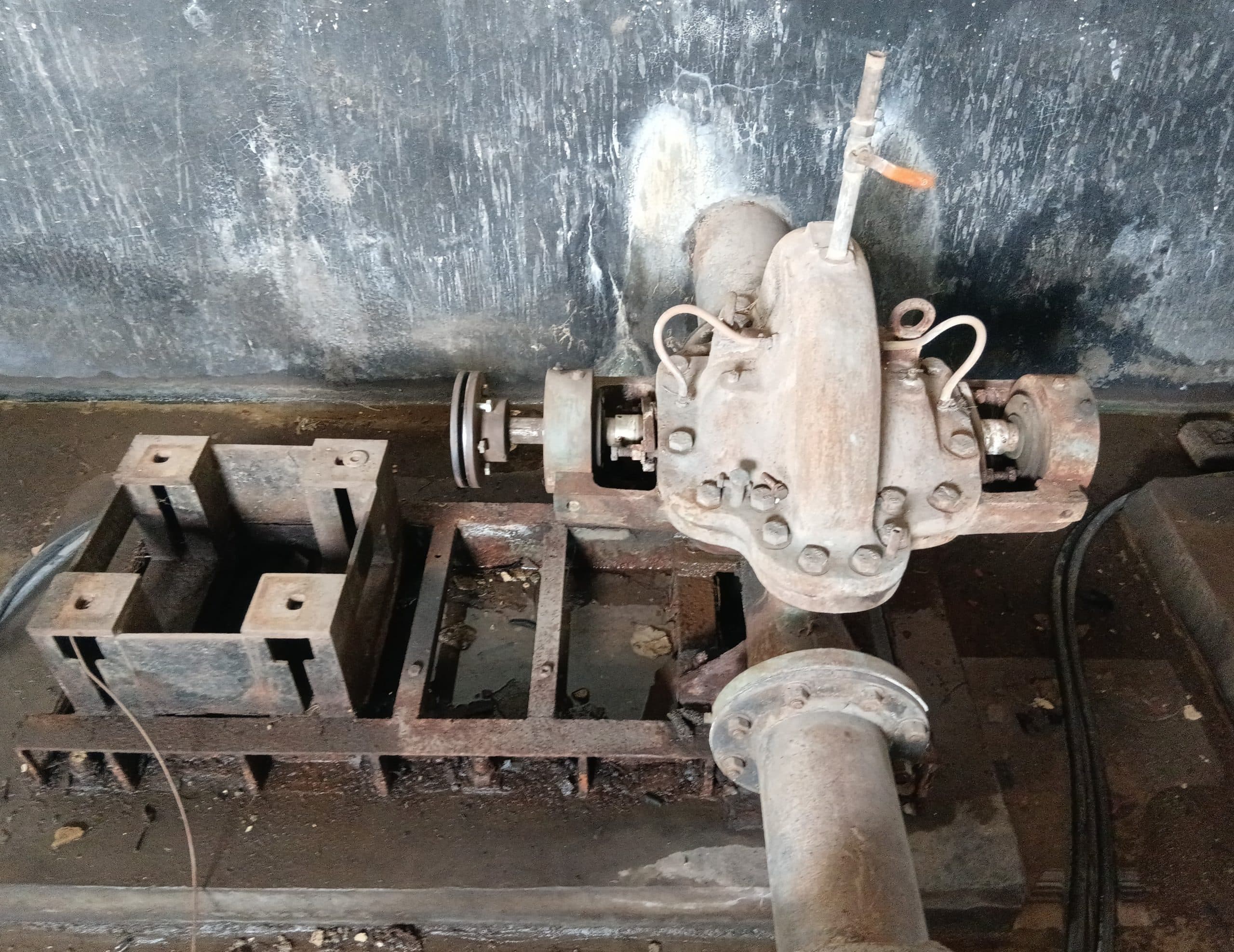 Jamshedpur news. जुगसलाई में मोटर खराब, पानी की आपूर्ति रही बाधित, विधायक ने लगायी फटकार