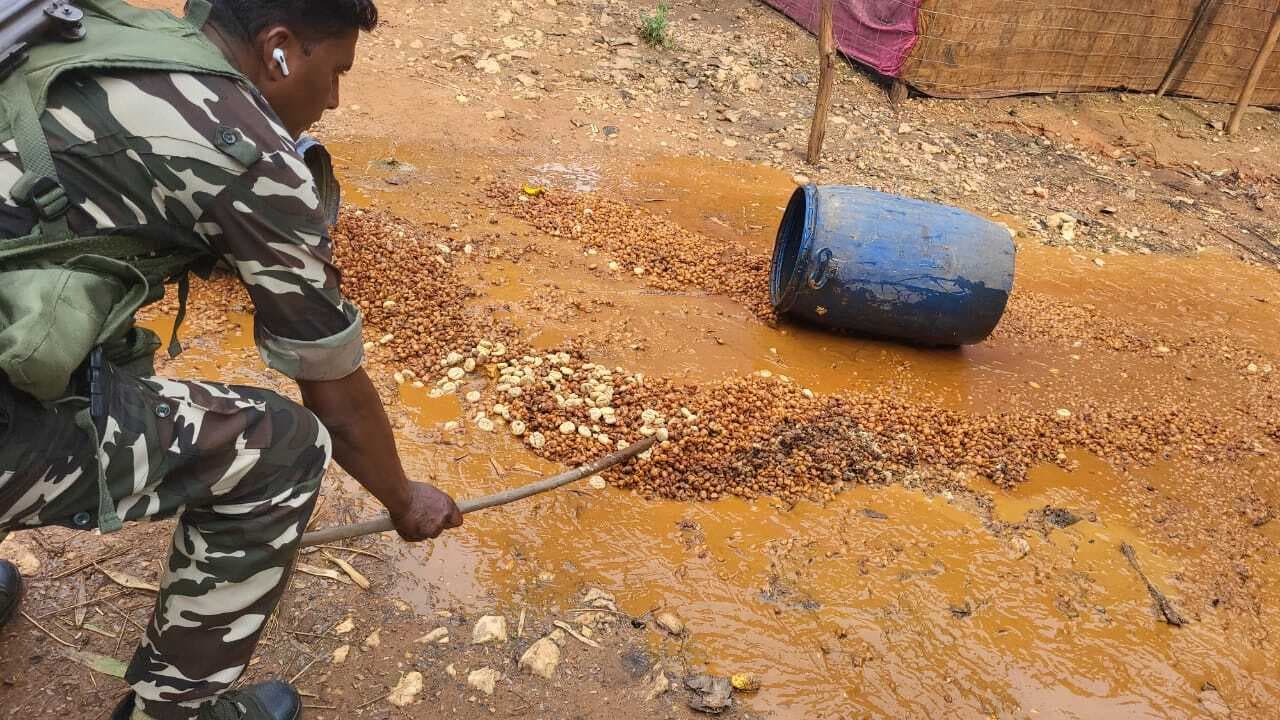 पुलिस ने अवैध शराब के खिलाफ चलाया अभियान