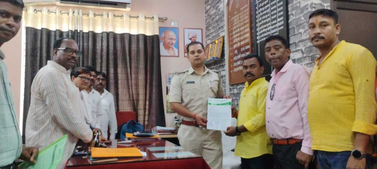 Jamshedpur news. आपराधिक घटनाओं को रोकने की मांग, जदयू ने सौंपा