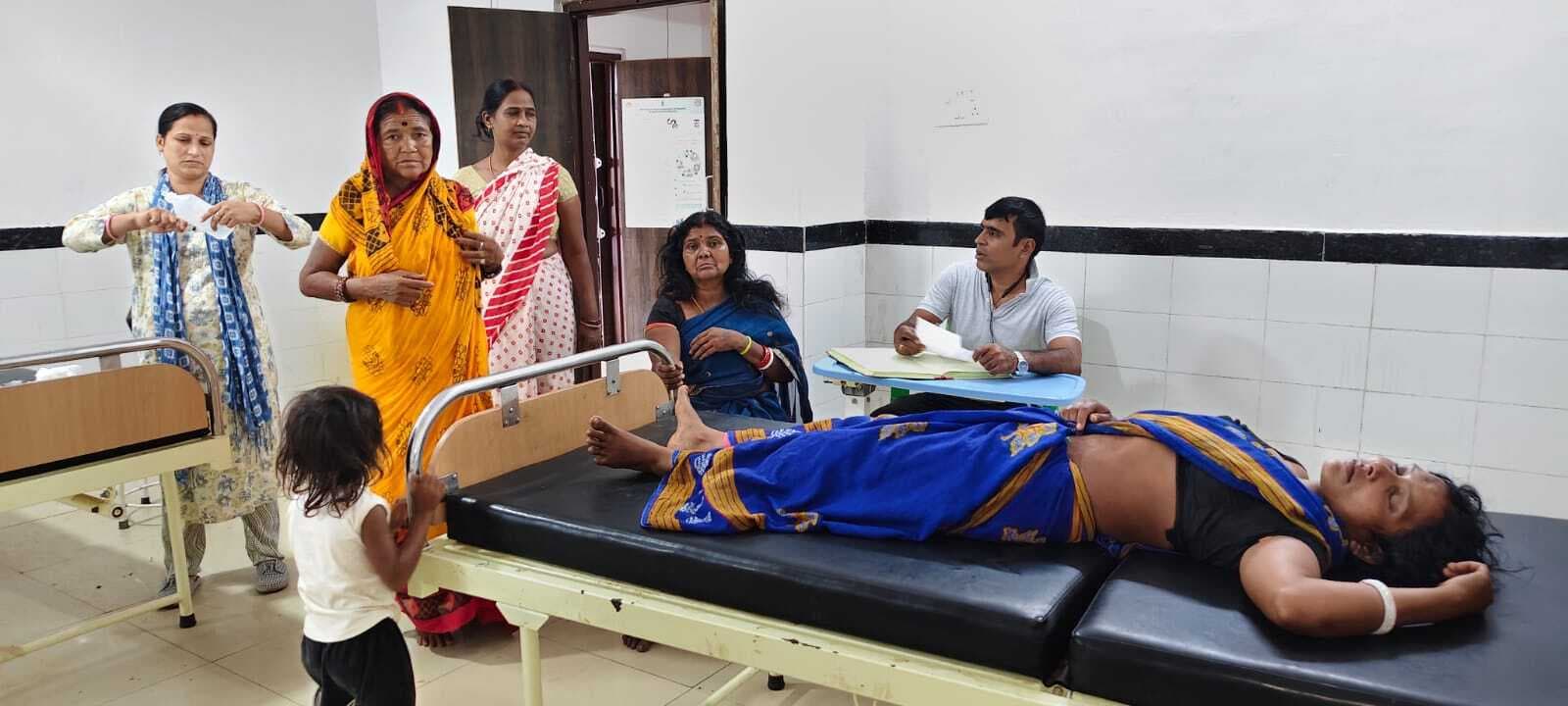 जमीन विवाद में मारपीट, दो महिला घायल