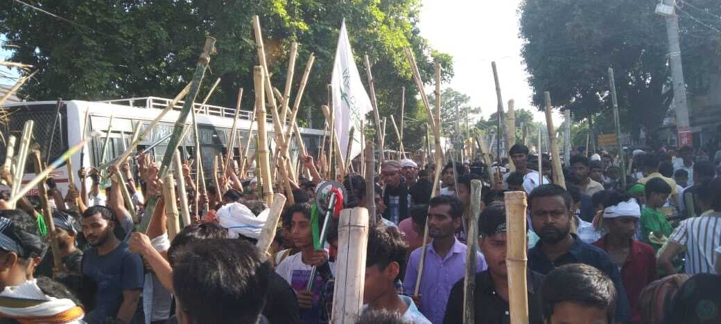 Motihari : या हुसैन, या अली की सदाओं से गुंजा पूरा जिला, निकला ताजिया जुलूस