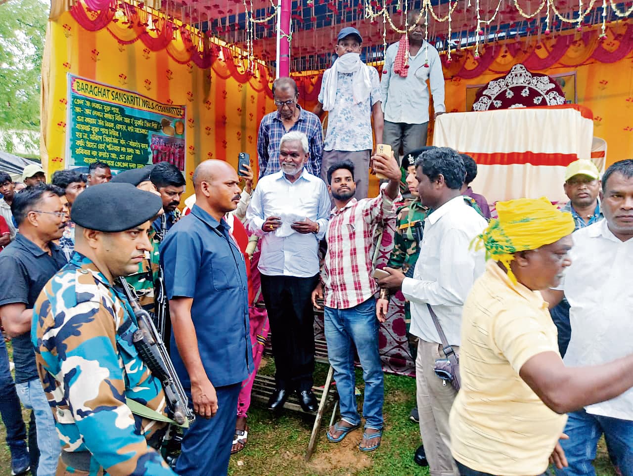 East Singhbhum News : परंपरा व संस्कृति बचाने का संताली समाज ने लिया संकल्प