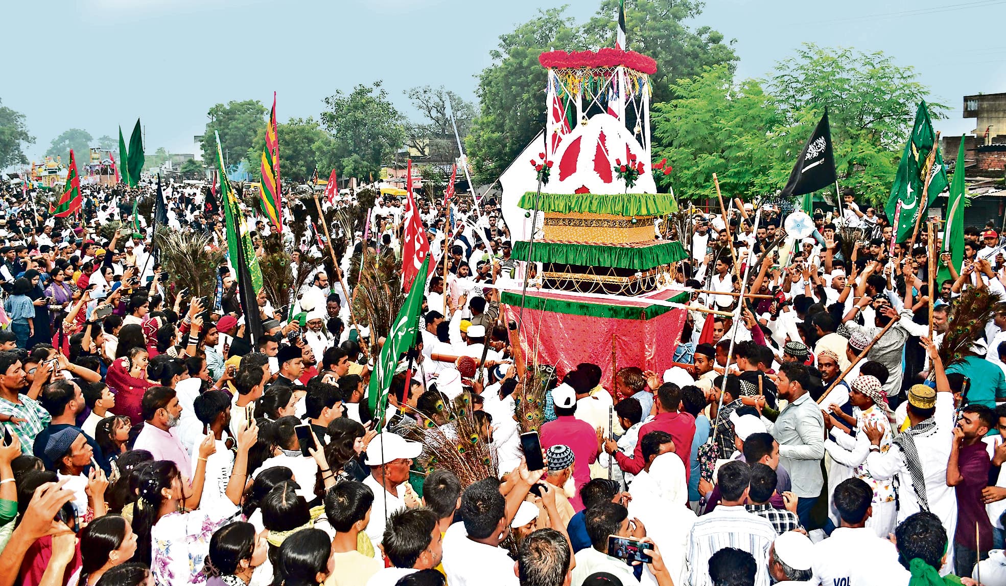 Bokaro News : या अली, या हुसैन के नारों से गूंजा चास-बोकारो