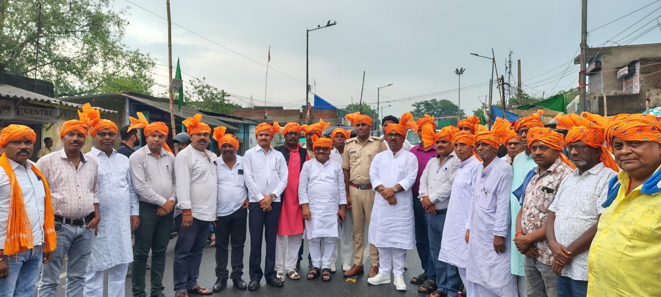 Dhanbad News: लोयाबाद में खिलाड़ियों ने दिखाये हैरतअंगेज करतब