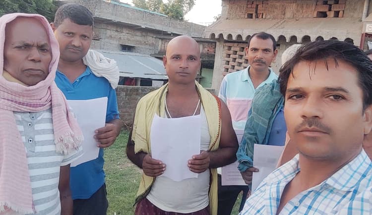 Bhagalpur news मतदाता सूची विशेष गहन पुनरीक्षण कार्य की गति बढ़ाये : डीएम