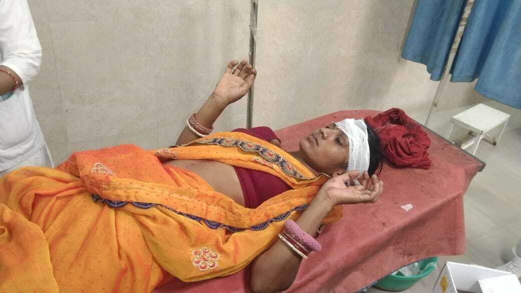 सड़क दुर्घटना में पति पत्नी जख्मी, इलाजरत