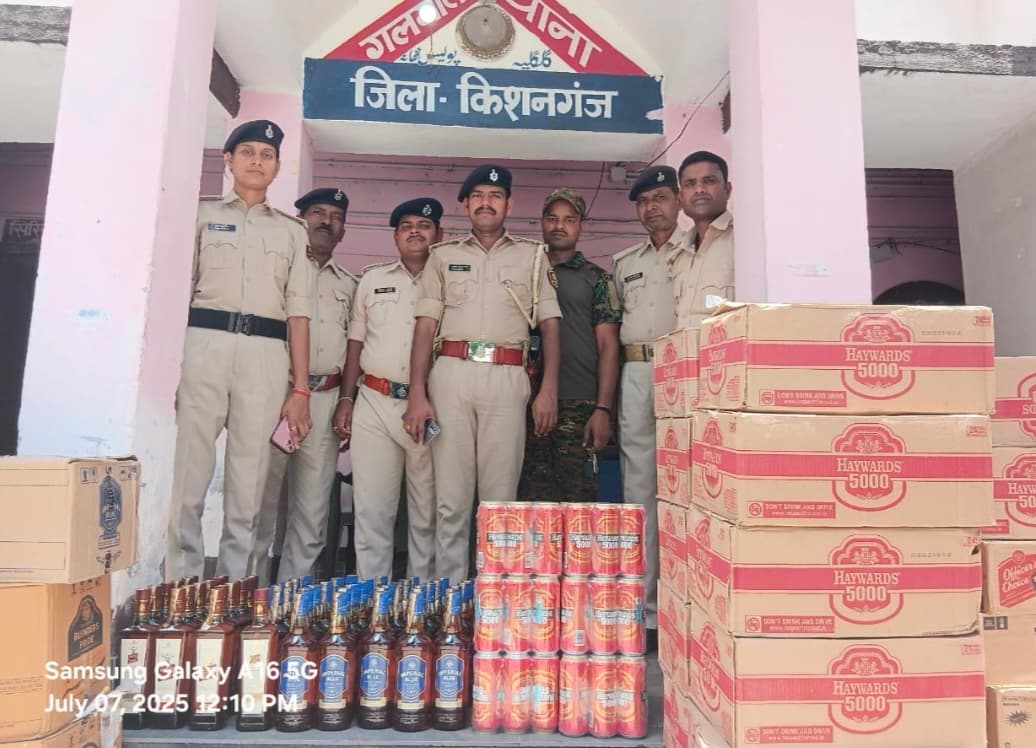 कार से 420.9 लीटर विदेशी शराब जब्त, तस्कर फरार