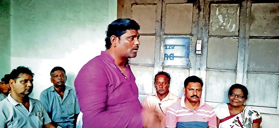 डीवीसी बस्ती के बेघरों के लिए राज्य सरकार से करेंगे अपील : सिकंदर मल्लिक