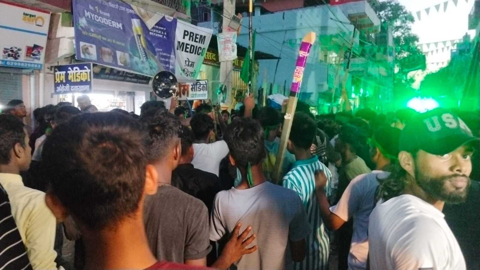 Aurangabad News : देर रात तक किया गया ताजिया पहलाम