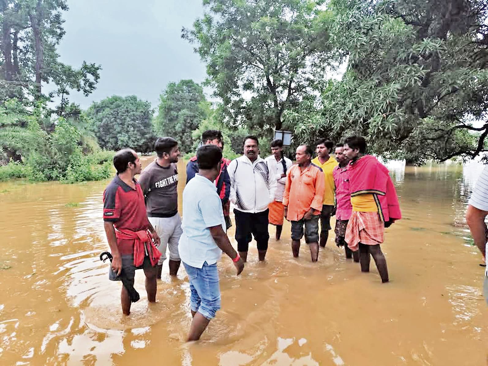Sambalpur News: बामड़ा के कई अंचल जलमग्न, 200 लोगों को किया गया रेस्क्यू