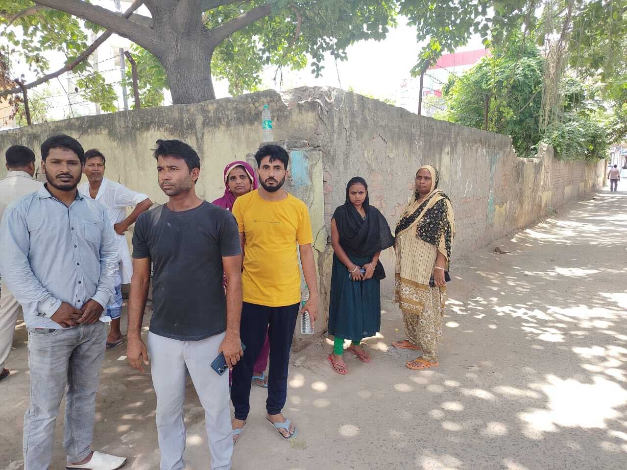 hajipur news. अज्ञात वाहन की टक्कर से बाइक सवार अधेड़ की मौत