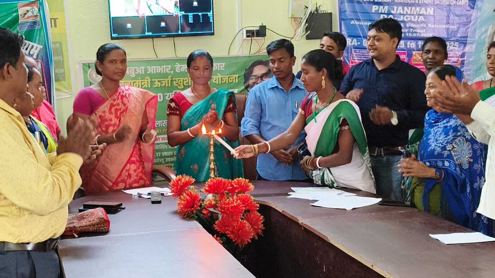 शिविर में लोगों ने स्वच्छता बनाये रखने की ली शपथ