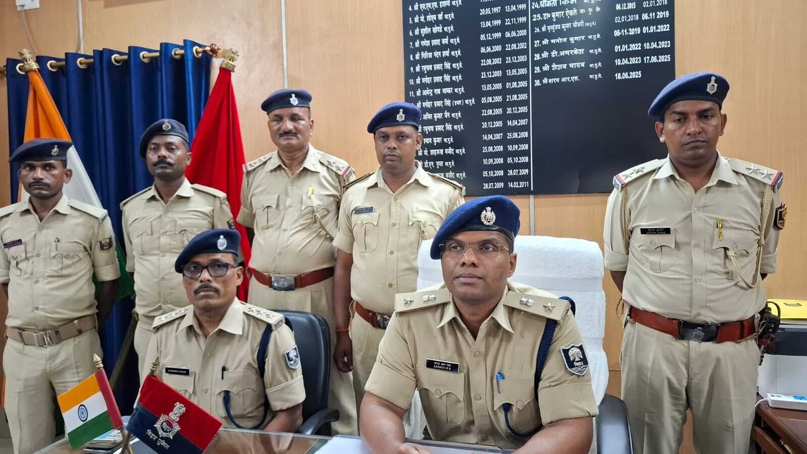 182 किलो गांजा के साथ अंतरराष्ट्रीय गिरोह के तीन तस्कर गिरफ्तार