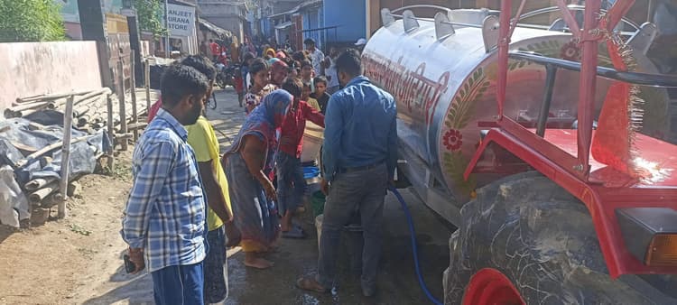 Darbhanga News: नगर पंचायत कमतौल अहियारी में पेयजल को लेकर स्थिति भयावह