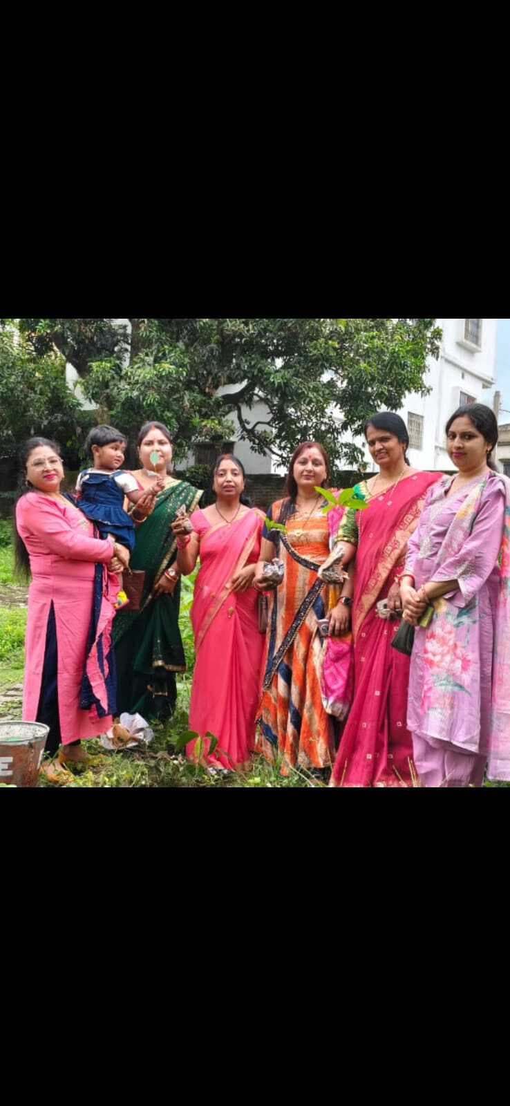 Deoghar News : केशरवानी महिला समिति ने किया पौधरोपण