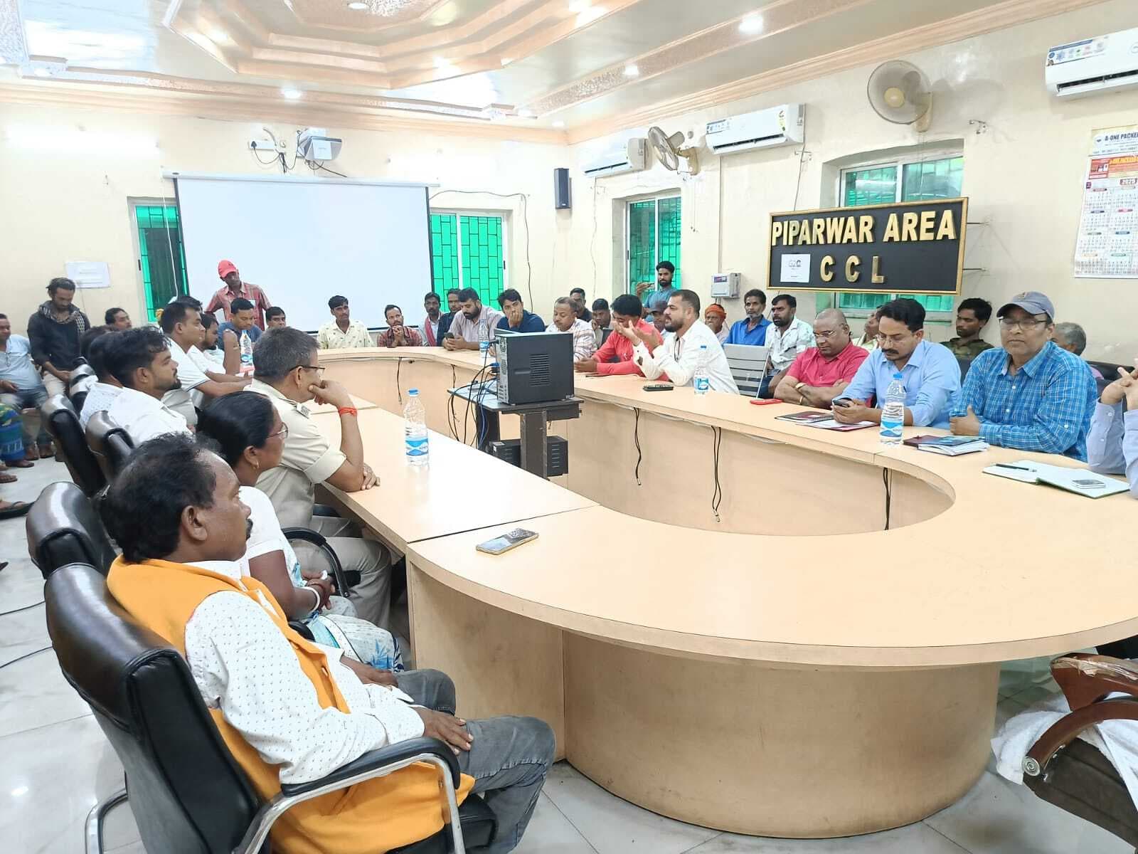 हेम्स कंपनी व मजदूरों की वार्ता में नहीं निकला हल