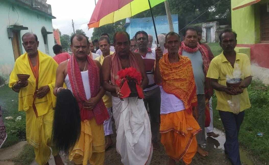 धूमधाम से हुई मां शीतला की वार्षिक पूजा